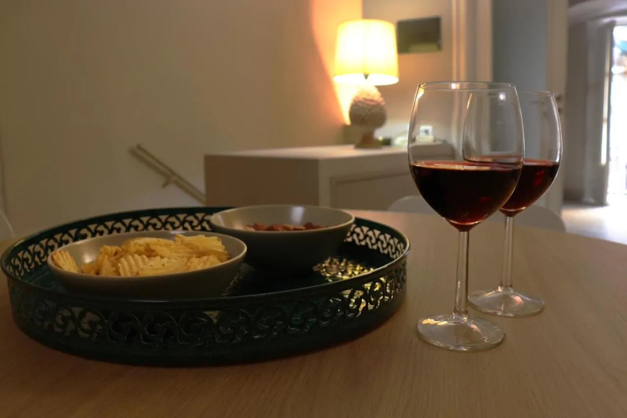 Palazzo Cuto Suite & Charme Palermo Apartamento